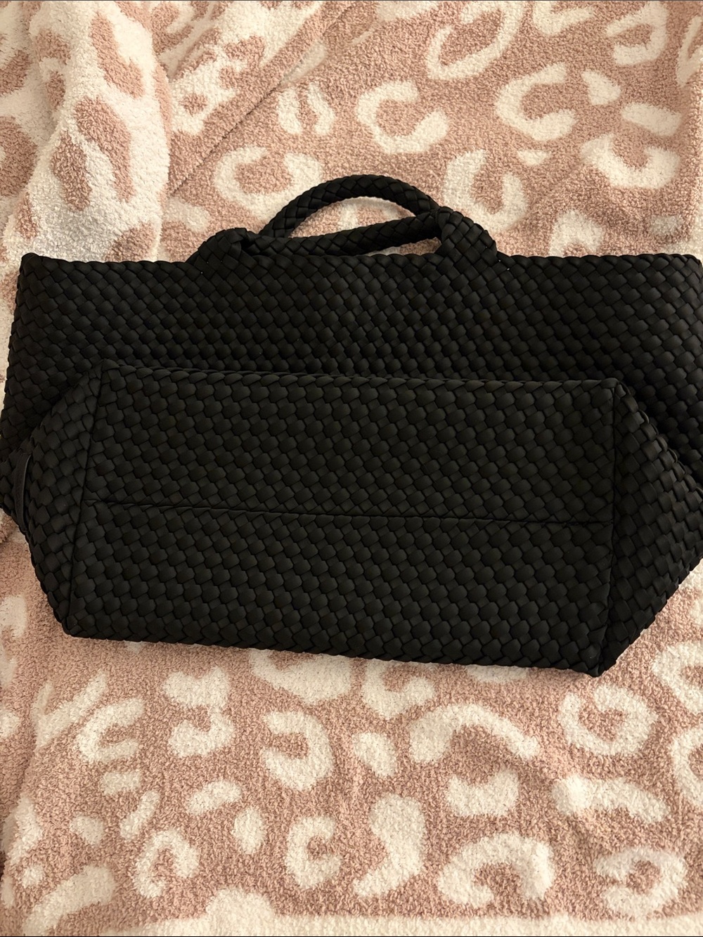 Naghedi St. Barths Large Tote in black - Picture 2 of 8